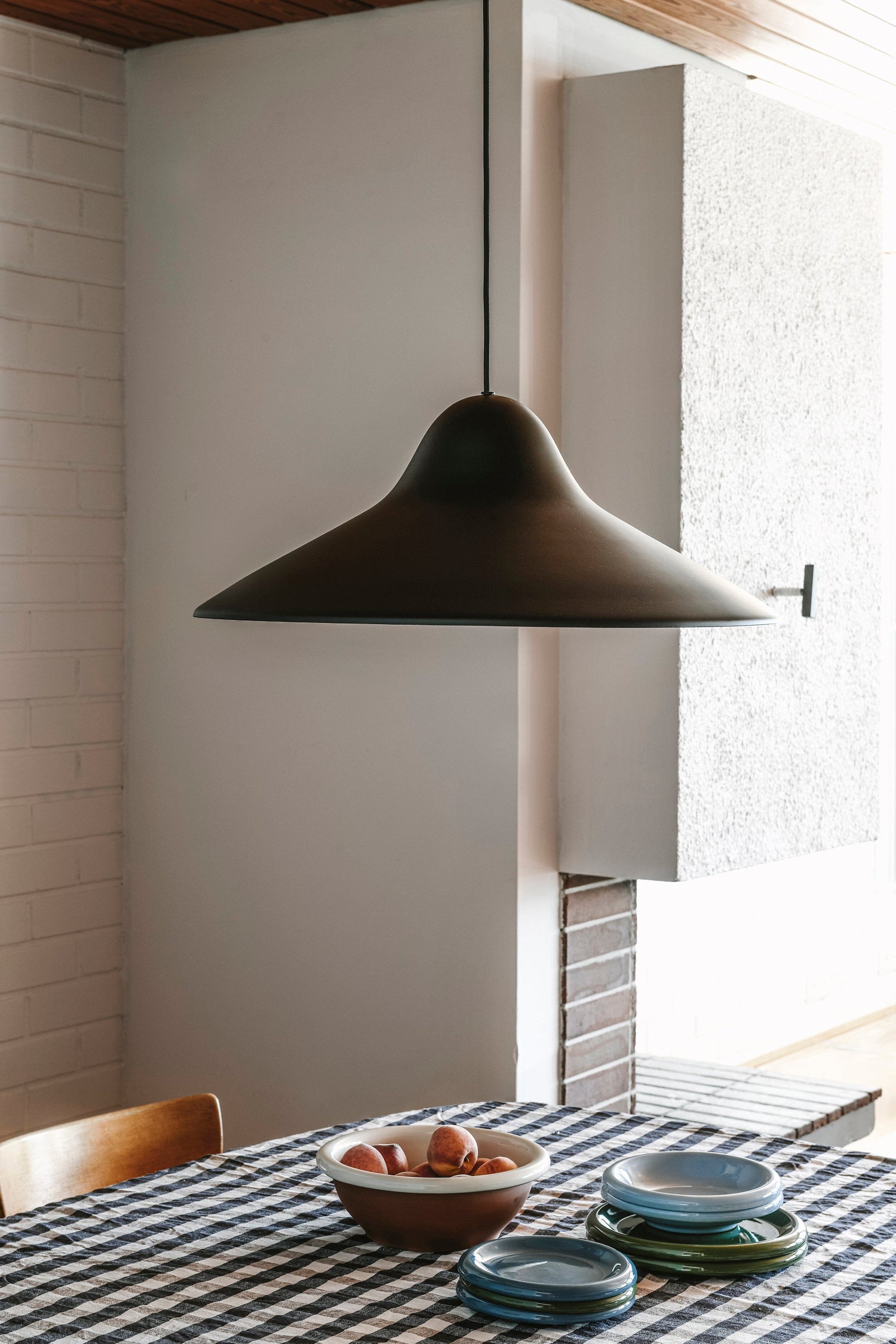 Alba L riippuvalaisin Musta Riippuvalaisin Innolux