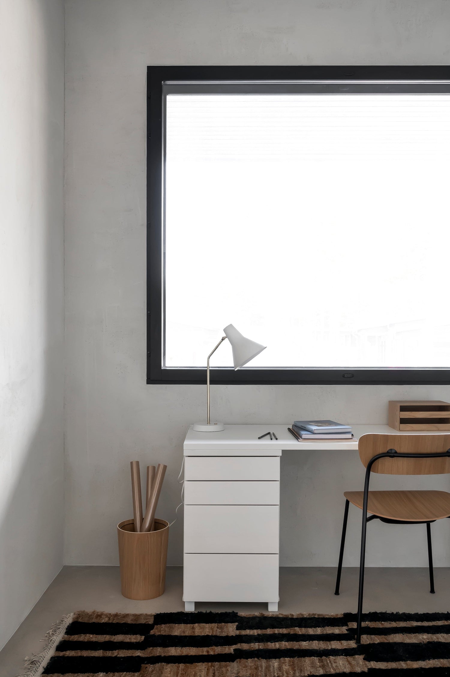 Carin pöytävalaisin Kromi Pöytävalaisin Innolux