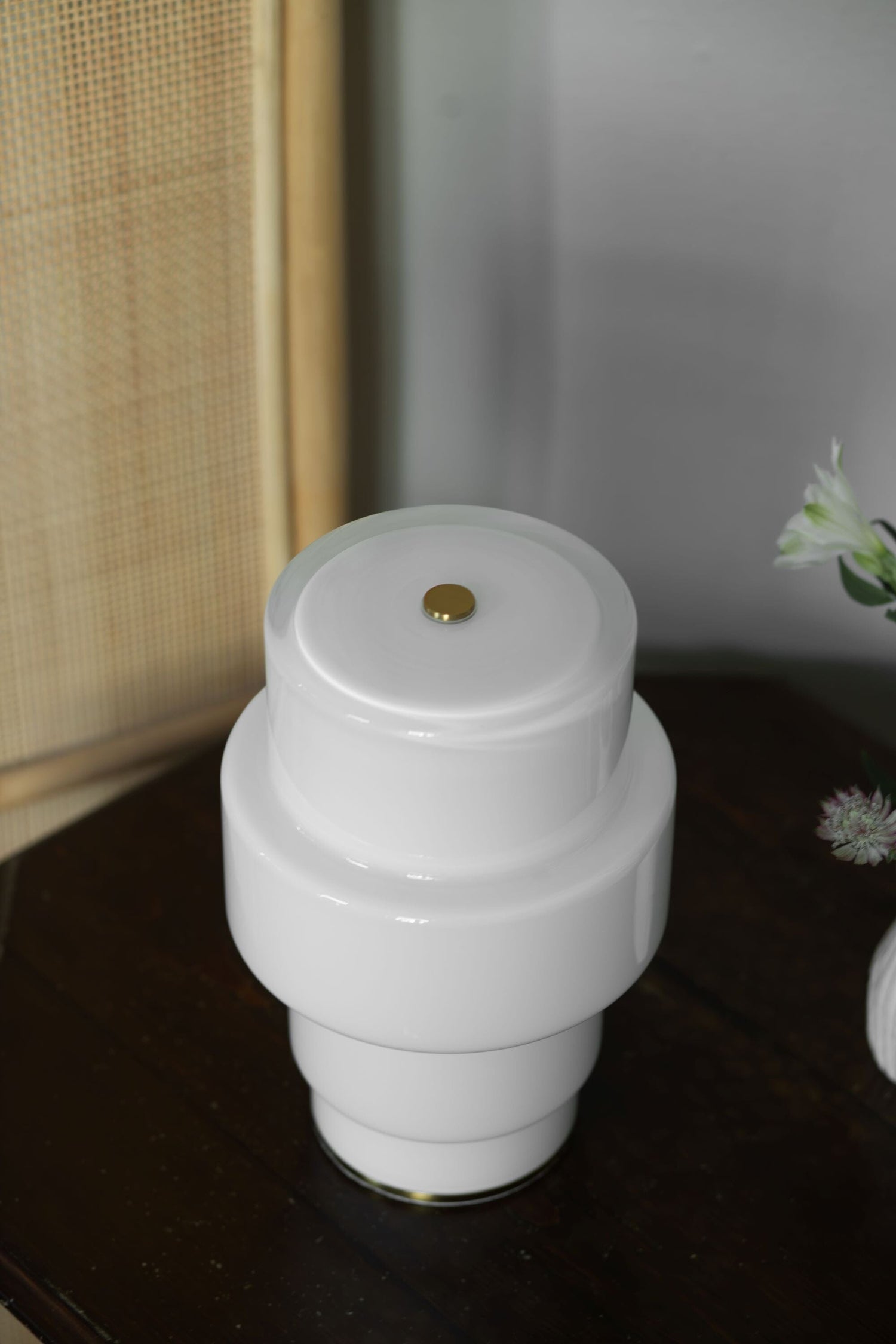 Multi L pöytävalaisin Pöytävalaisin Innolux