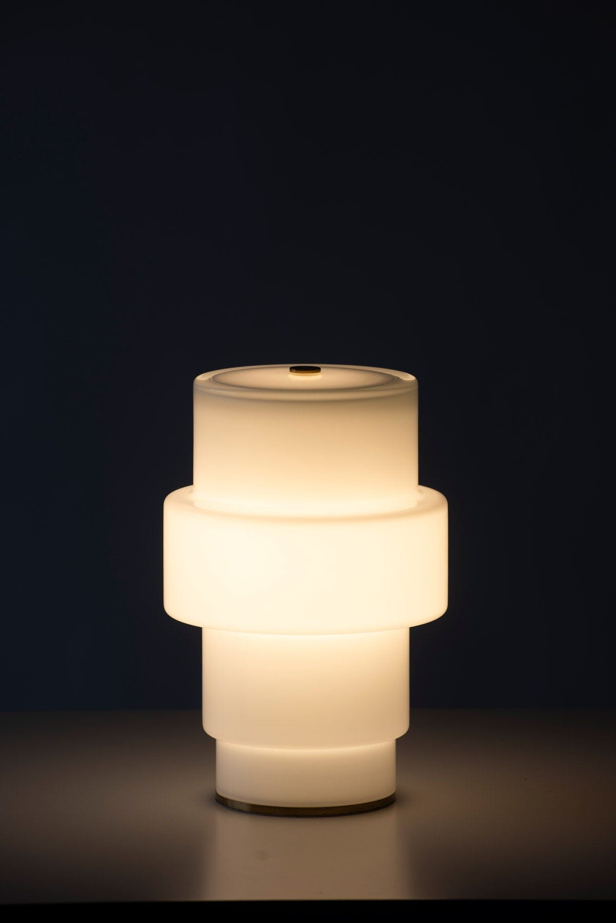 Multi L pöytävalaisin Pöytävalaisin Innolux