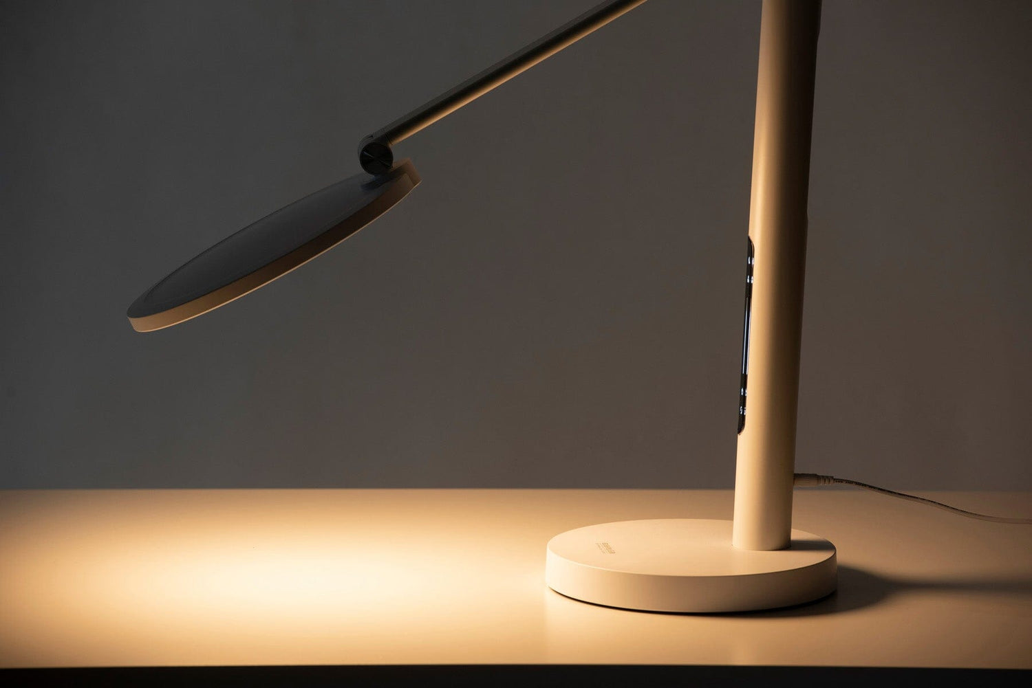 Oslo työpöytävalaisin Pöytävalaisin Innolux