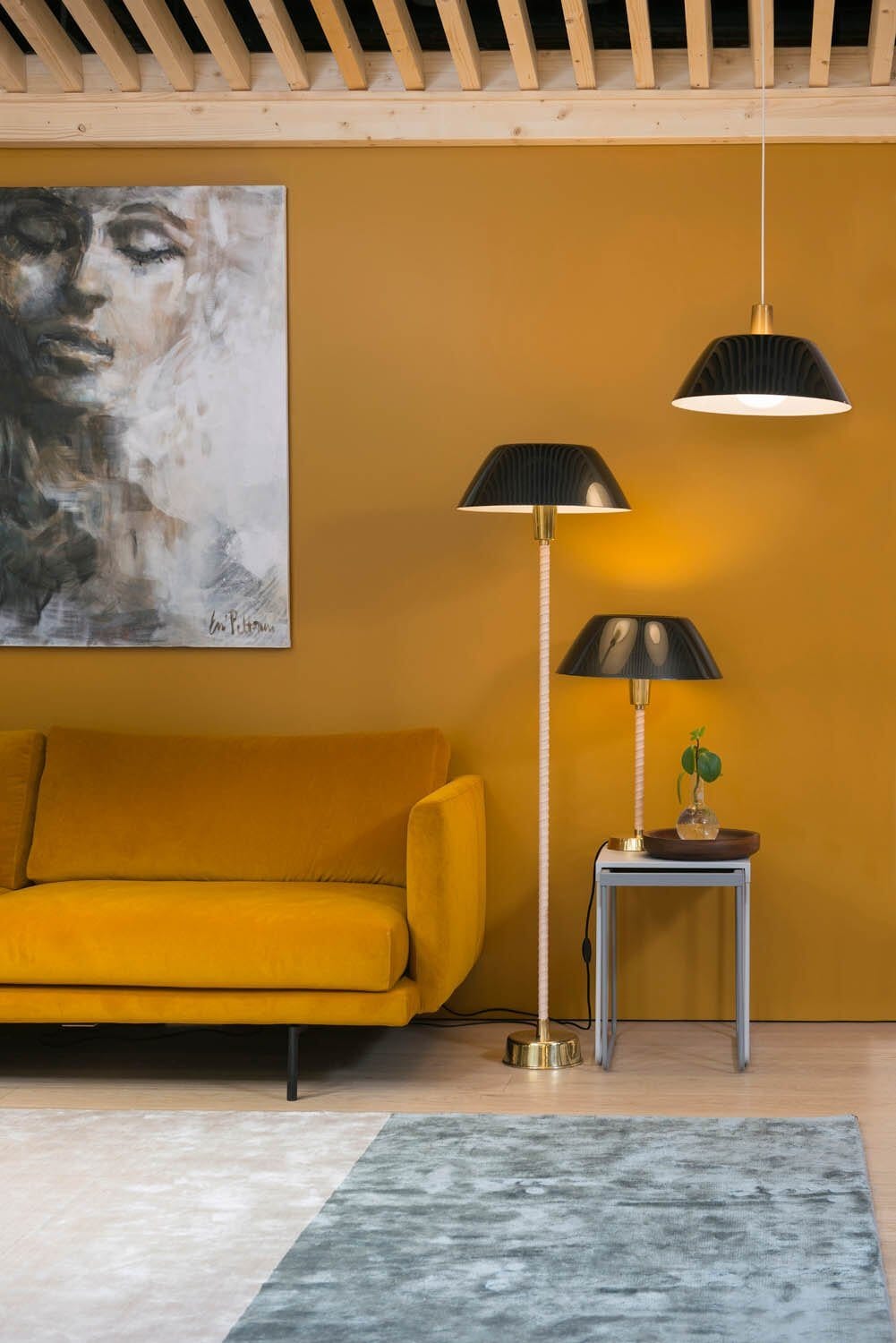 Senator lattiavalaisin Grafiitinharmaa lattiavalaisin Innolux