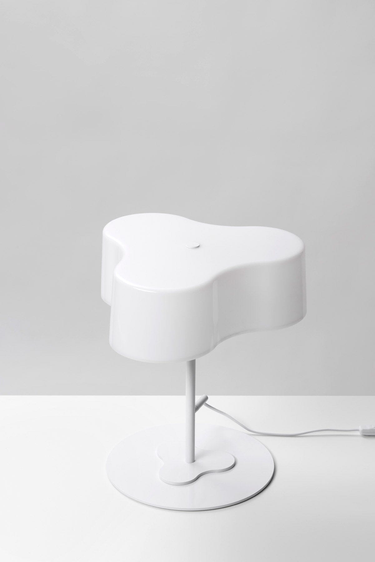 Triple pöytävalaisin Pöytävalaisin Innolux