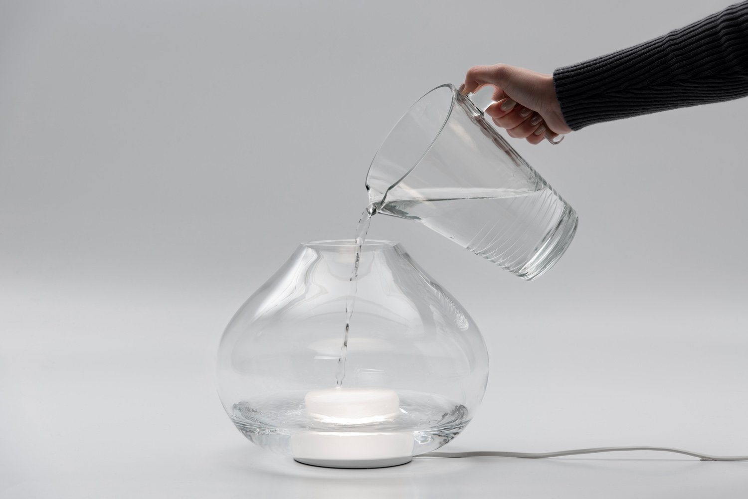 Sula pöytävalaisin Pöytävalaisin Innolux