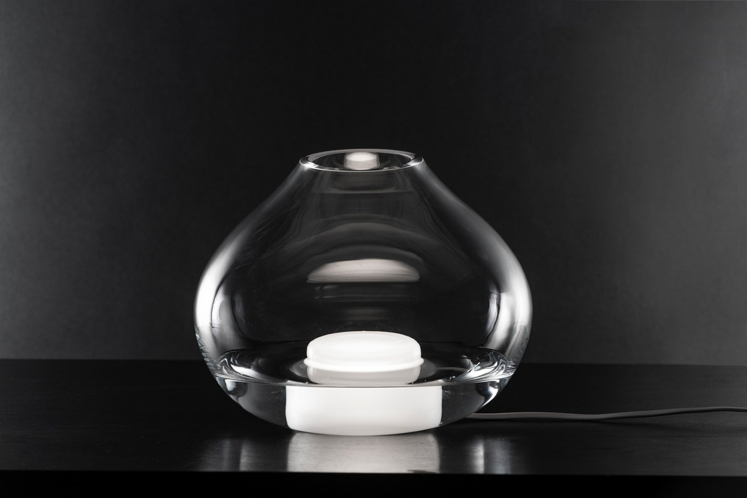 Sula pöytävalaisin Pöytävalaisin Innolux