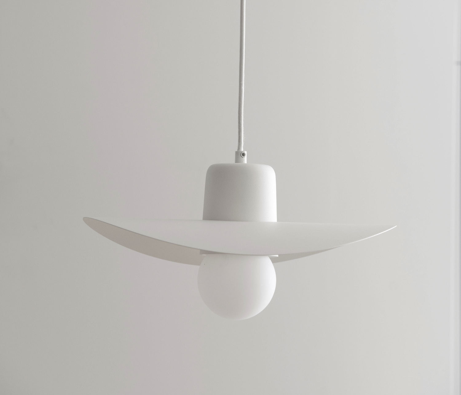 Kaari S riippuvalaisin valkoinen Riippuvalaisin Innolux 