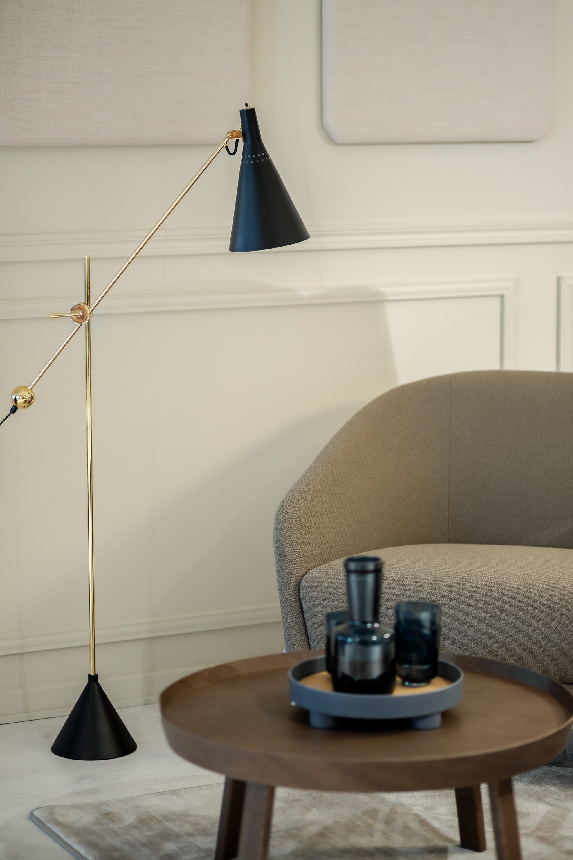 Tapio floor lamp – Innolux